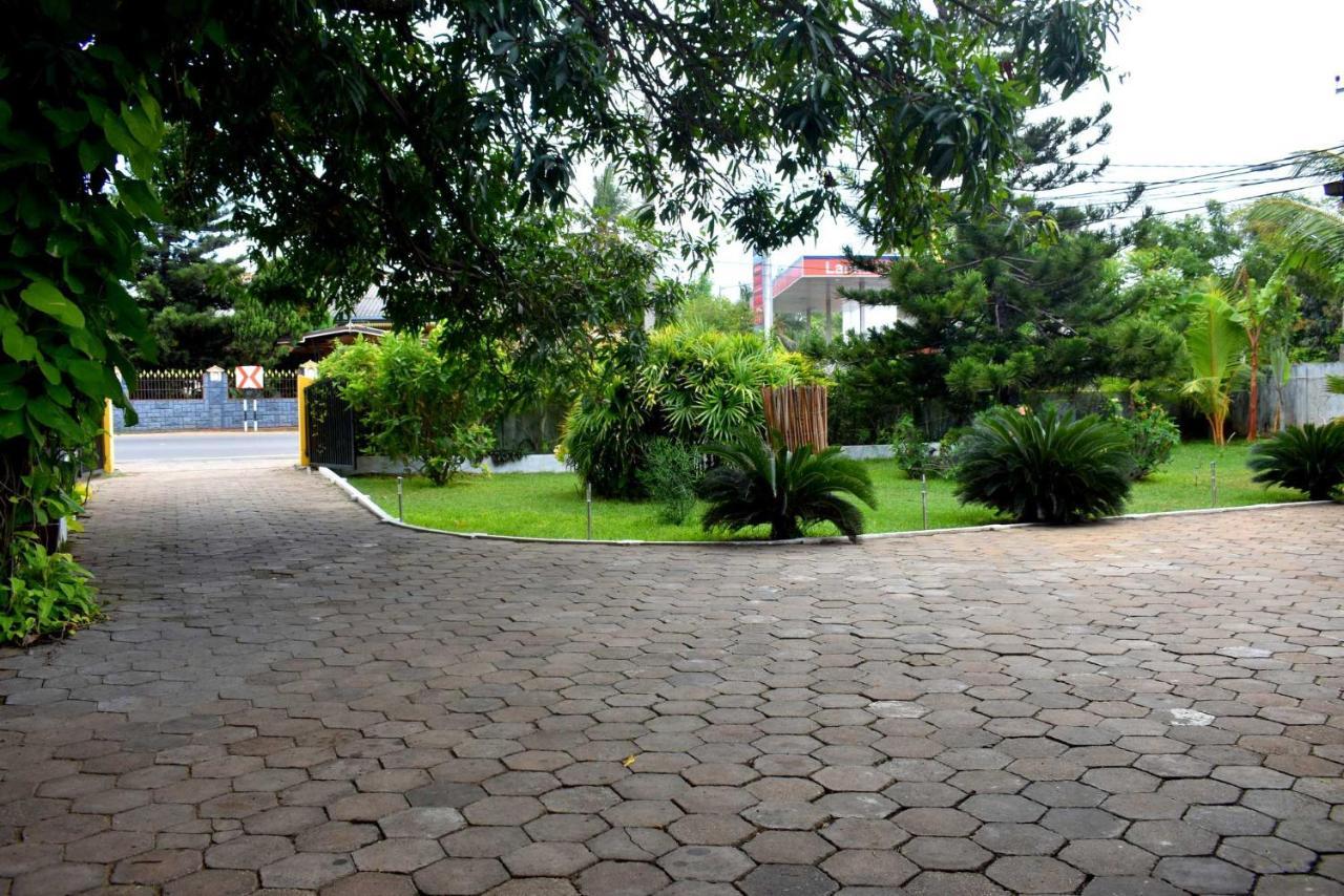 Old Park Villa Jaffna Exterior foto